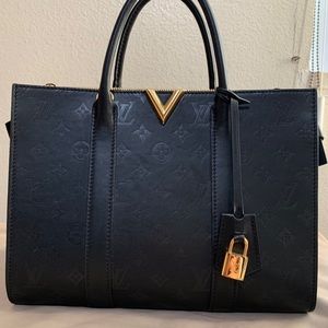 Louis Vuitton Very Tote MM